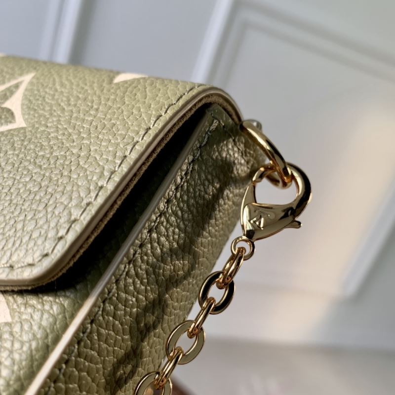 LV Purse